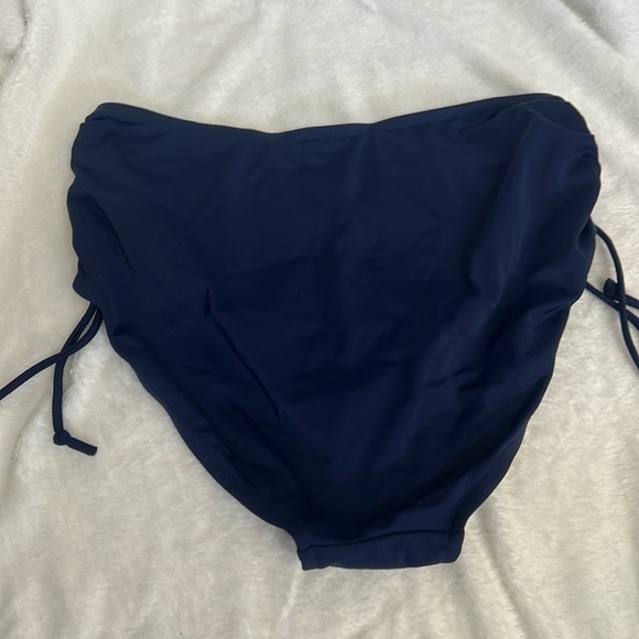 Navy blue swim bottoms - Picture 2 of 3